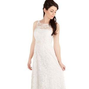 BB Dakota / Modcloth Lace Ivory Wedding Dress